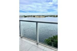 1301 Ne Miami Gardens Dr 502w, Miami