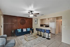 5807 Sw 27th St 2, West Park