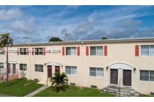 419 Nw 83rd St 419, Miami