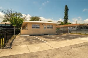 15940 Ne 19th Ct 3, North Miami Beach