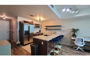 1900 N Bayshore Dr 2009, Miami