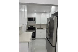 2905 Pierce St 10, Hollywood