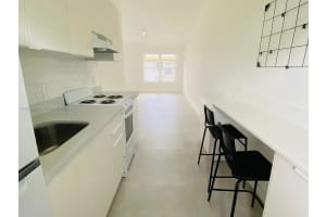 2001 Ne 167th St 2, North Miami Beach