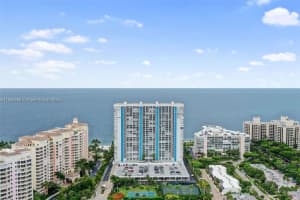 881 Ocean Dr 19c, Key Biscayne