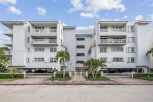 49 Majorca Ave 203, Coral Gables