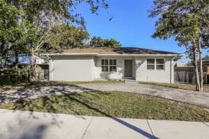 5819 Wilson St, Hollywood