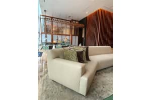 50 Biscayne Blvd 711, Miami