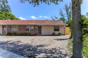 4824 Saratoga Rd, West Palm Beach