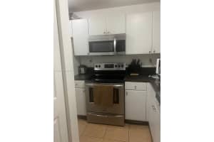 7995 Nw 8th St 103, Miami 7995 Nw 8th St 103, Miami