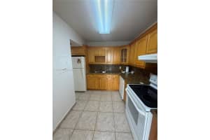 2025 Ne 164th St 806, North Miami Beach