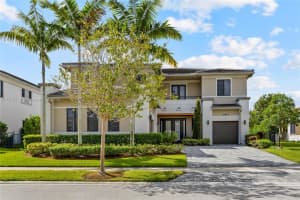 10470 S Lago Vista Cir, Parkland