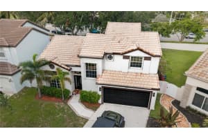2523 Bogota Ave, Cooper City
