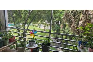 2649 Nw 48th Ter 338, Lauderdale Lakes