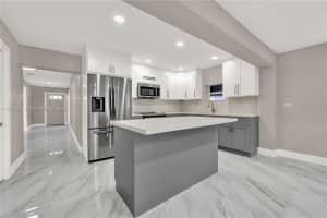 951 W 30th St 1, Hialeah