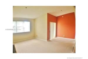 530 S Park Rd 35-11, Hollywood