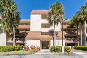 491 Ives Dairy Rd 202-5, Miami