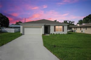 811 Se Seahouse Dr, Port Saint Lucie