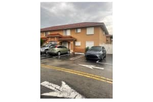 2485 W 76th St 201, Hialeah