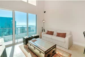 60 Sw 13th St 3402, Miami