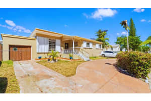 8571 Sw 30th St, Miami