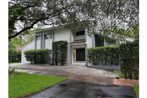 3231 Salzedo St, Coral Gables