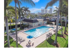 2413 Ne 10th St 149, Hallandale Beach
