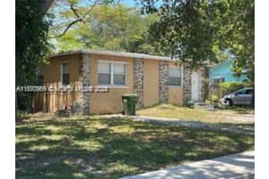 1565 Ne 141st St, North Miami