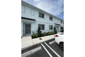1018 Nw 6th Terrace 1018, Florida City