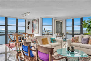 1925 Brickell Ave D1108, Miami