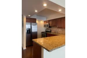1000 Parkview Dr 926, Hallandale Beach