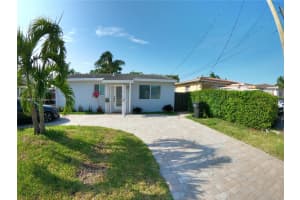 2236 Grant St B, Hollywood