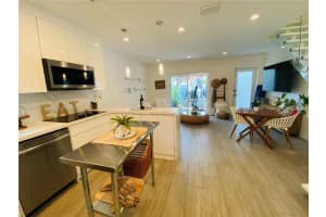 798 Crandon Blvd 57b, Key Biscayne