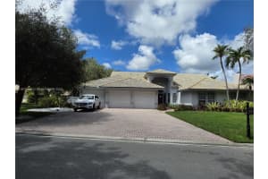 1944 Classic Dr, Coral Springs