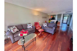 5831 Coral Lake Dr 307, Margate