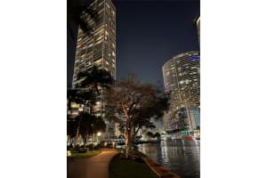 465 Brickell Ave 4801, Miami