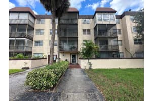 7300 Nw 17th St 114, Plantation