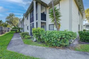 468 Ne 206 Ln 205, Miami