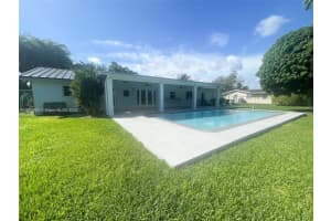 8785 Sw 176th Ter, Palmetto Bay