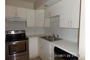 3610 Nw 21st St 410, Lauderdale Lakes