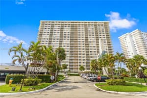 300 Bayview Dr 1203, Sunny Isles Beach