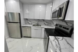 505 Gardens Dr 201, Pompano Beach