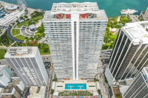 50 Biscayne Blvd 3601, Miami