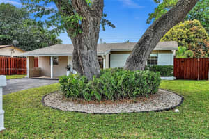 4633 Sw 28th Ave, Dania Beach