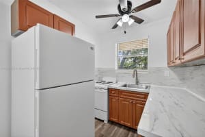 7130 W 11th Ct 14, Hialeah