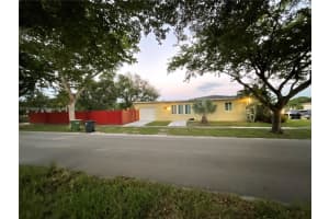 385 Nw 129th St, North Miami
