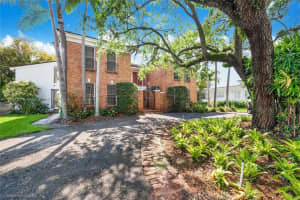 1265 S Alhambra Cir, Coral Gables