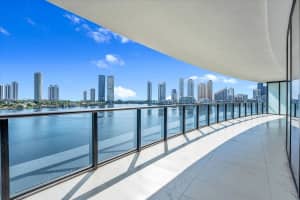 5500 Island Estates Dr 704, Aventura