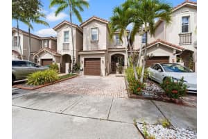 978 Sw 154th Ct, Miami