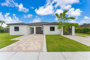 12101 Sw 93rd St, Miami