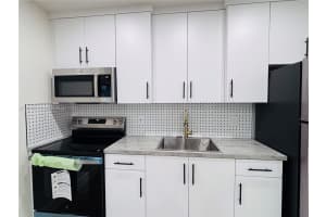 220 Nw 27th Ave 1-4, Pompano Beach